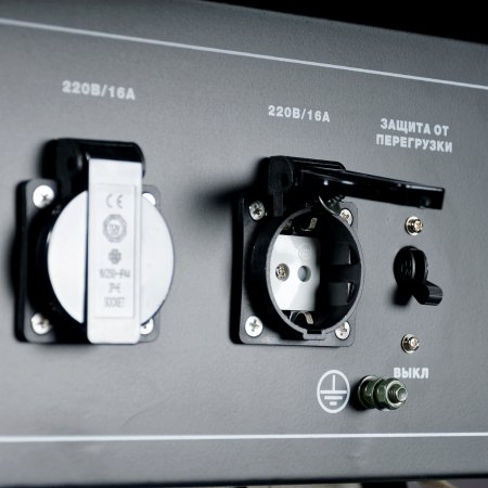 Бензиновый генератор FUBAG BS 3300 A ES с электростартером и коннектором автоматики в Челябинске фото