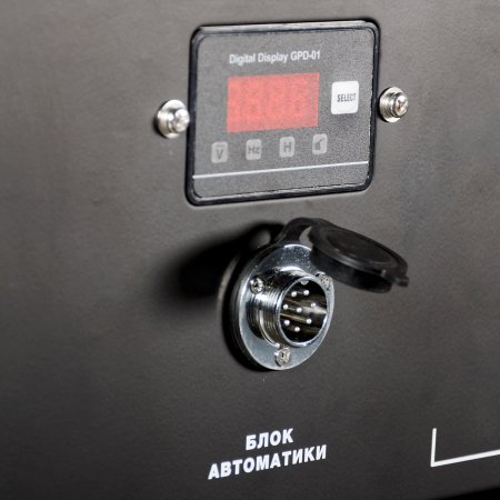 Бензиновый генератор с электростартером и коннектором автоматики FUBAG BS 7500 A ES в Челябинске фото